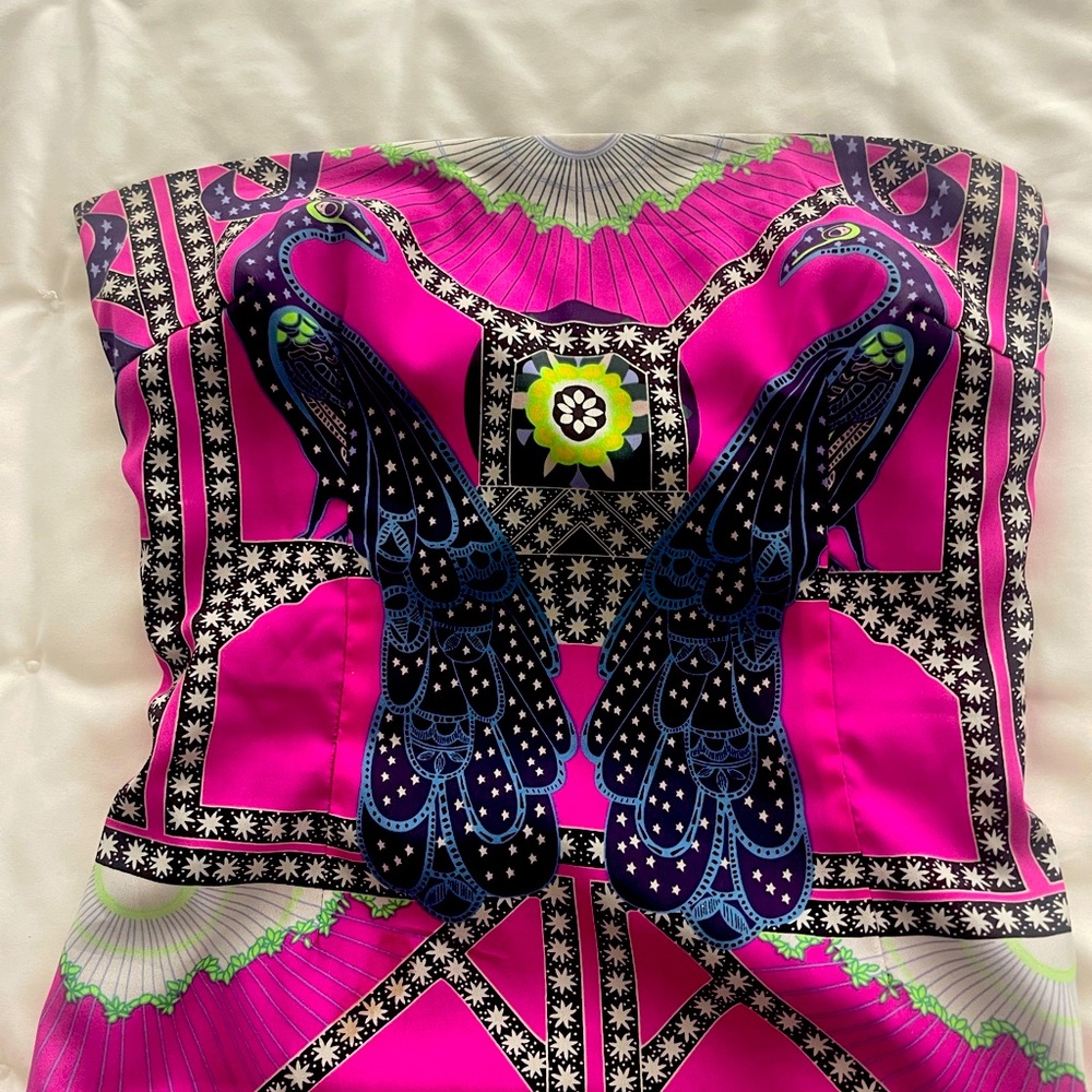 Strapless graphic dress with tie back